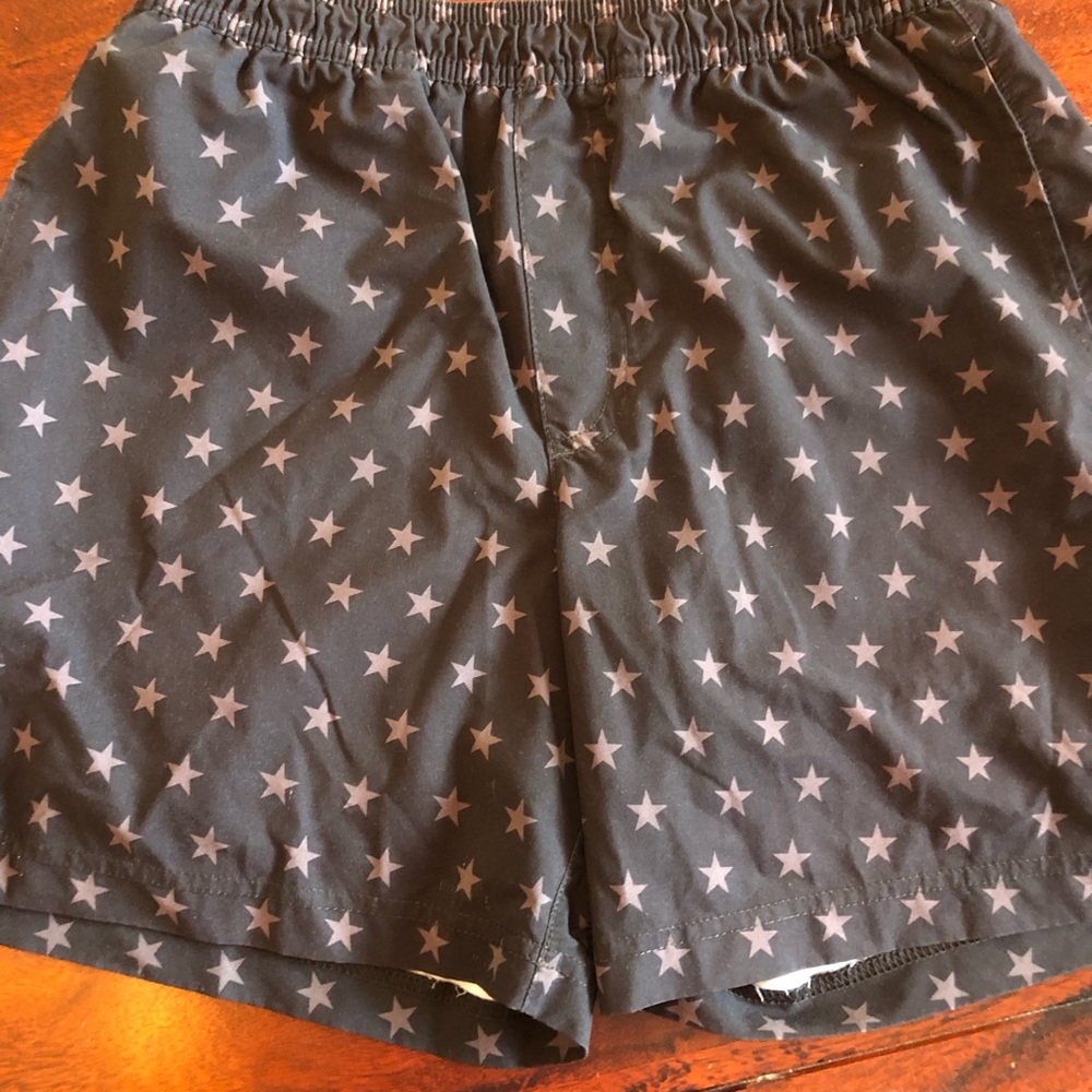 Chubbies men’s SMALL black stars/stripes EUC 5.5”